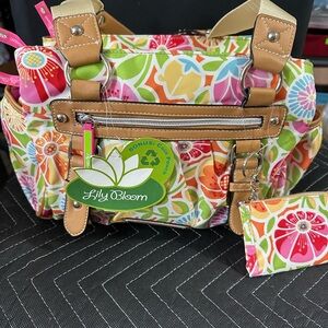 Lilly Bloom purse